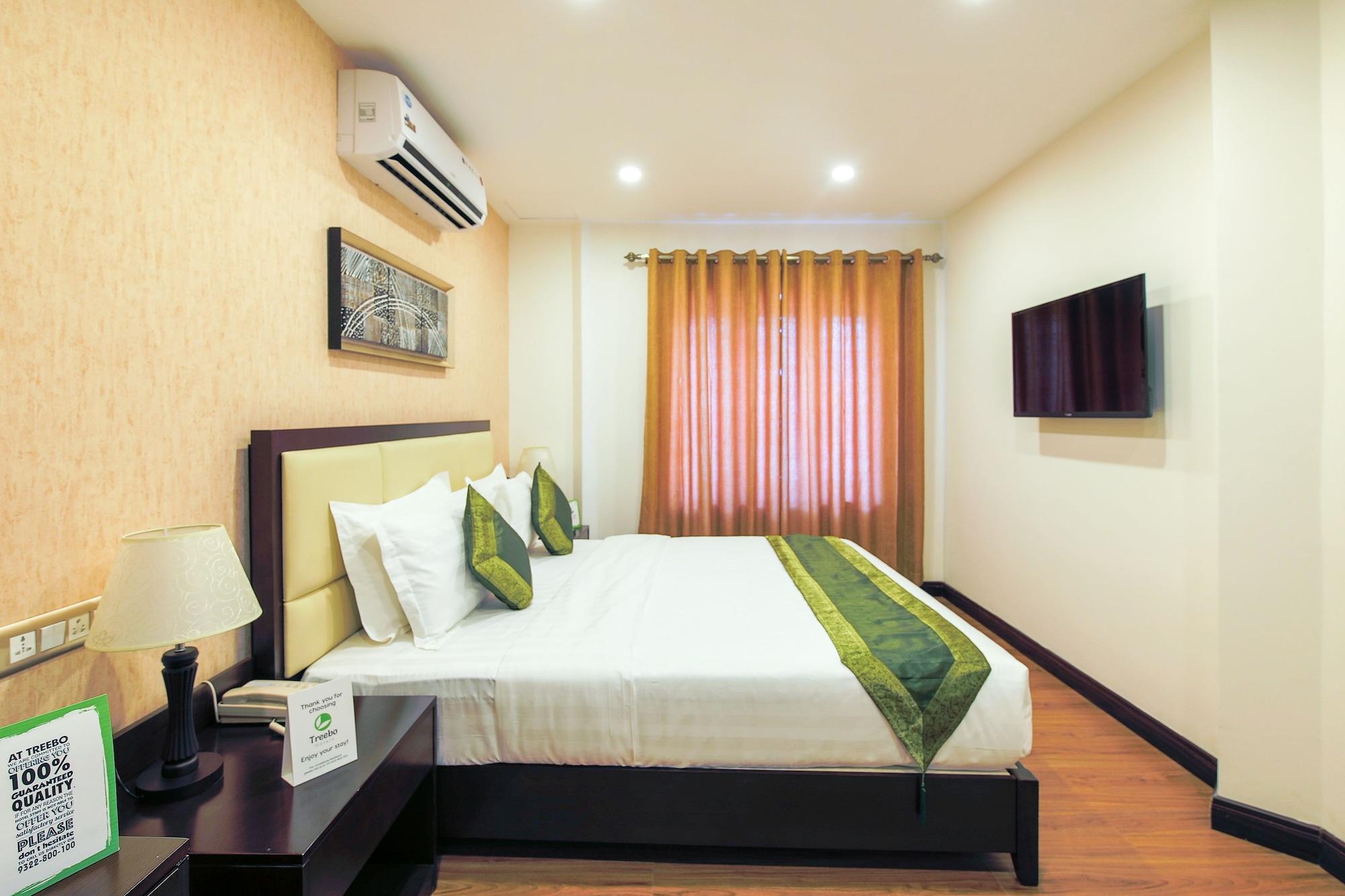 Treebo Trend Adrak Hotel Thiruvananthapuram Exterior photo
