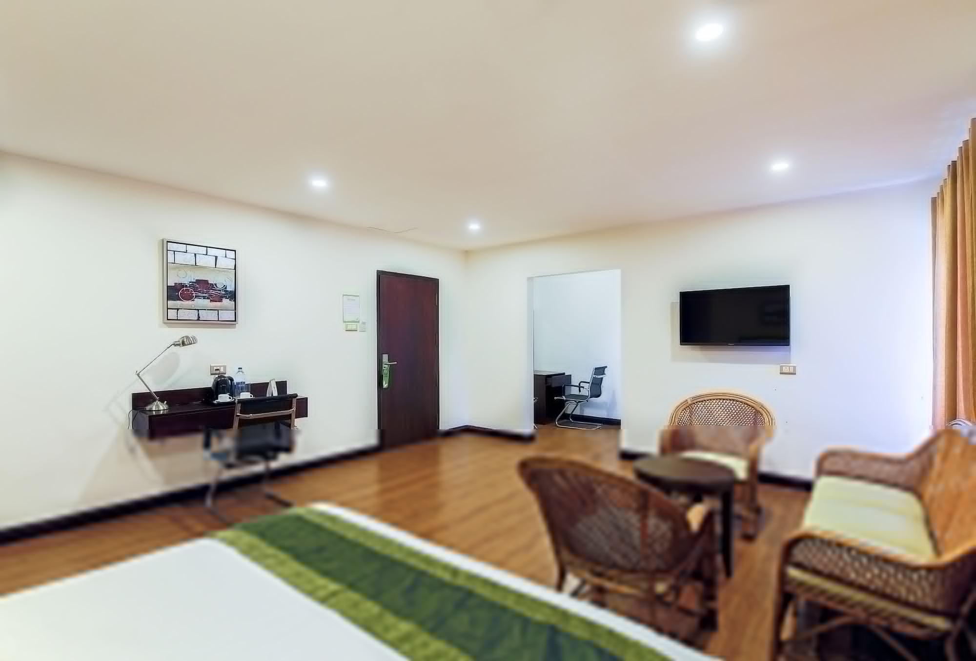 Treebo Trend Adrak Hotel Thiruvananthapuram Exterior photo