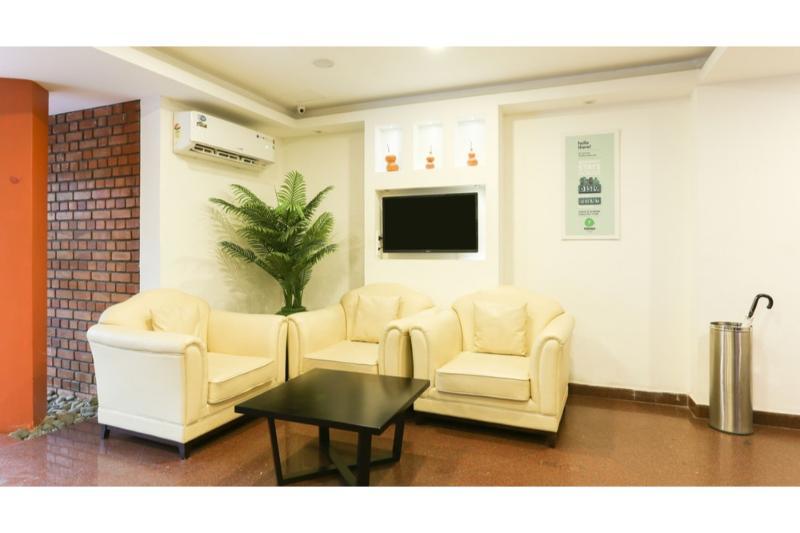 Treebo Trend Adrak Hotel Thiruvananthapuram Exterior photo